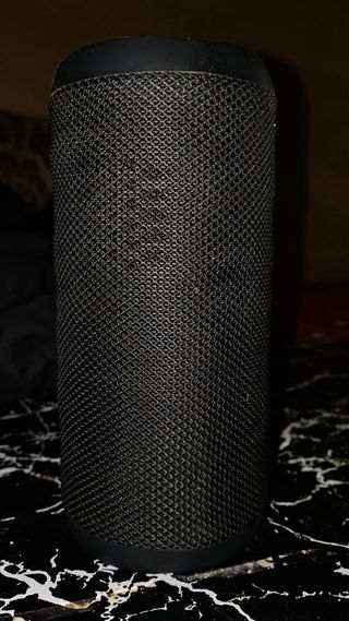 Altavoz Bluetooth Oritzan Negro con Luz Verde