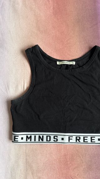 Top deportivo negro Pull&Bear