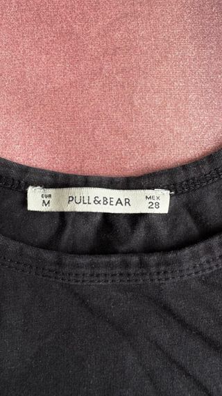 Top deportivo negro Pull&Bear
