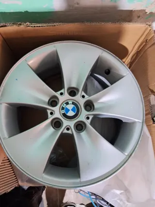 Vendo o cambio Juego de llantas Bmw