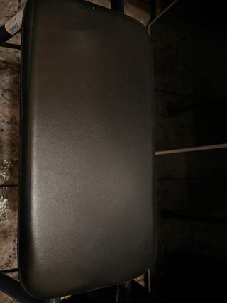 Andador con asiento y ruedas