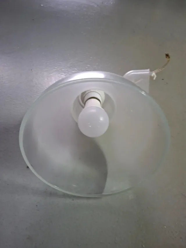 Lámpara de techo cristal y plástico Ikea