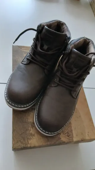 Botas hombre con forro polar talla 42/43