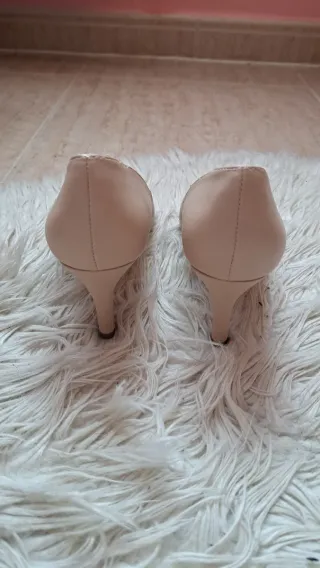 Zapatos E.mas Beige Talla 35