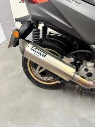 YAMAHA XMAX 300 TECH MAX