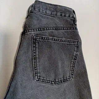 Vaqueros Zara mujer grises