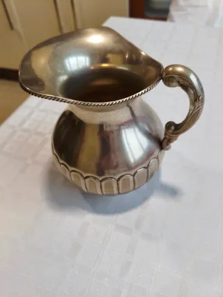 Jarra antigua de alpaca