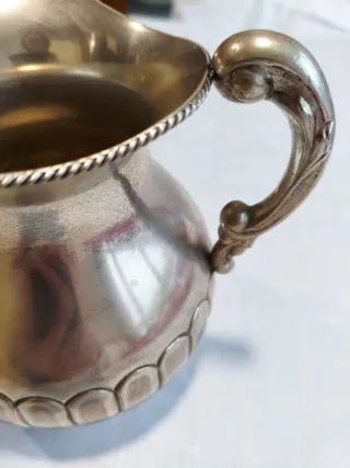 Jarra antigua de alpaca