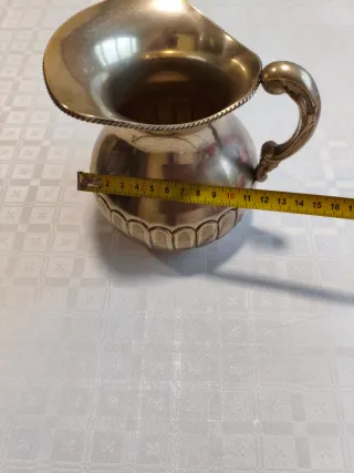 Jarra antigua de alpaca