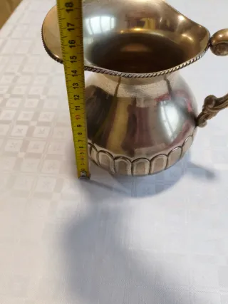 Jarra antigua de alpaca