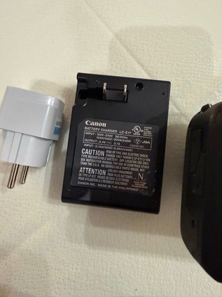 Canon EOS R100 Cámara Negra