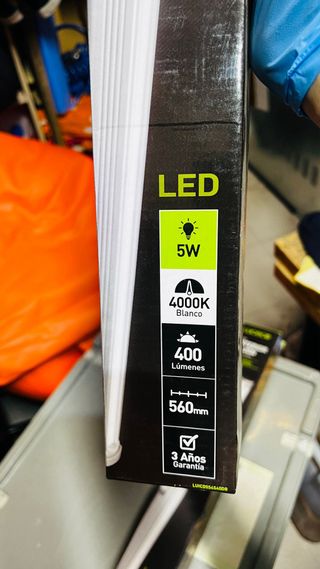 Luz LED Interior Cajón Luceco 5W 560mm con sensor