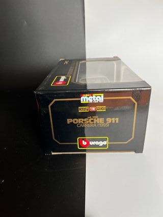 Burago Porsche 911 Carrera 1993 1/18