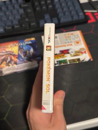 Pokémon Sol Caja y Manuales