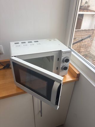 Microondas Jocel 700W Blanco