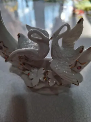 Cigni su luna porcellana Capodimonte made in Italy