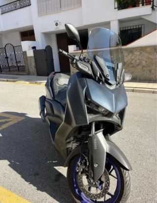 Yamaha Xmax 300 2024