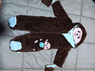 Mono de bebé de 6 meses