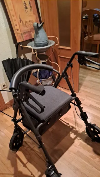 Andador con asiento hasta 160 kg