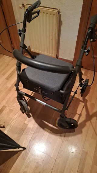 Andador con asiento hasta 160 kg
