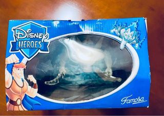 Figura Famosa - Disney Héroes - Hércules - Titanes