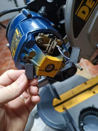 Ingletadora Dewalt DW708-QS