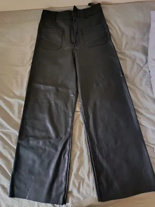 Pantalón ancho cuero mujer