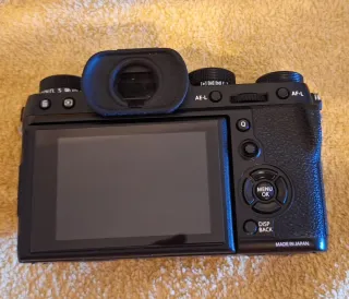 Cámara Fujifilm X-T2 con caja, accesorios y manual