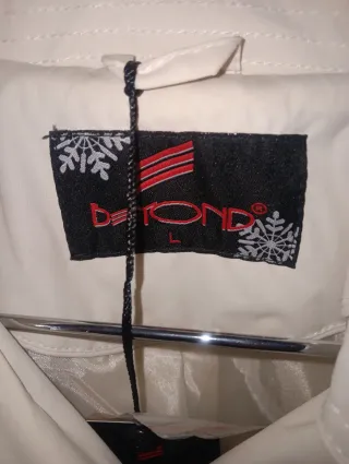 Chaqueta tipo gabardina blanca