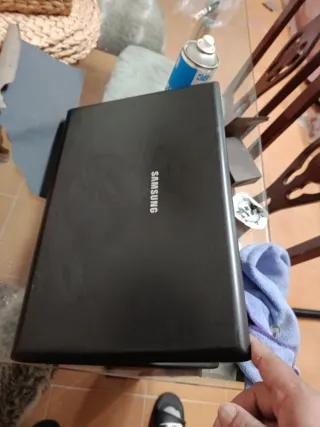 Ordenador portátil Samsung sin batería