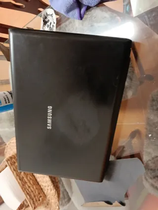 Ordenador portátil Samsung sin batería