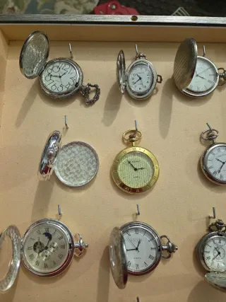 Colección de 9 relojes de bolsillo