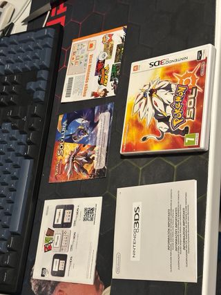 Pokémon Sol Caja Manuales y Steelbook Originales