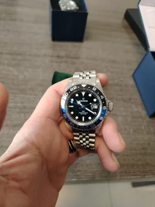 Reloj Cronos GMT Negro y Azul Modelo batman