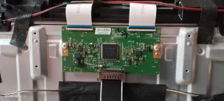 Piezas TV SABA S49UHD17 Pantalla Rota