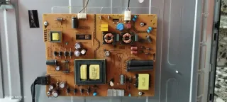 Piezas TV SABA S49UHD17 Pantalla Rota