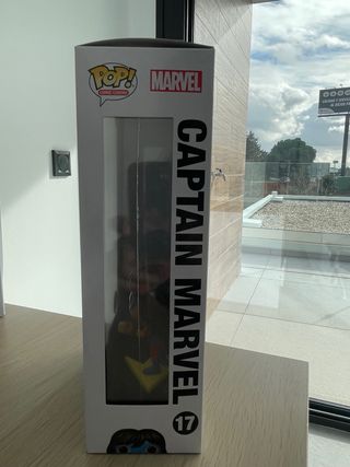 Funko Pop Comic Covers Captain Marvel 17