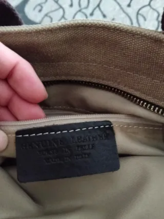 Bolso beige con estrella blanca