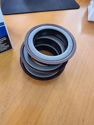 1 Anillo obturador Ford 1490305