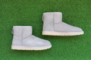Botas UGG grises nuevas