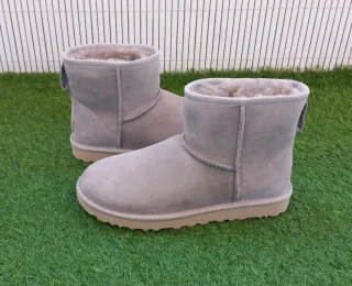 Botas UGG grises nuevas