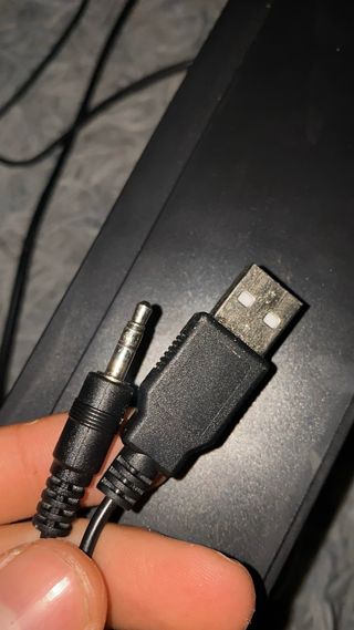 Altavoces de cine negros