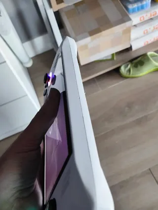 Asus ROG Ally Z1 Extreme + SSD 2TB Corsair