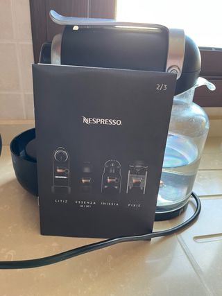 Cafetera Nespresso Pixie Negra no funciona