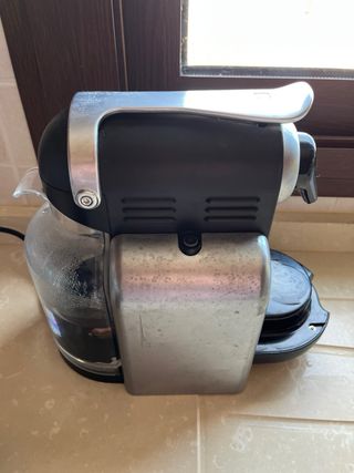 Cafetera Nespresso Pixie Negra no funciona