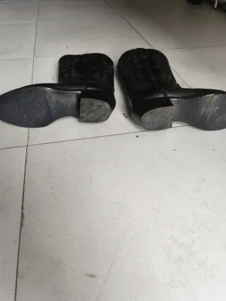 Botas camperas negras