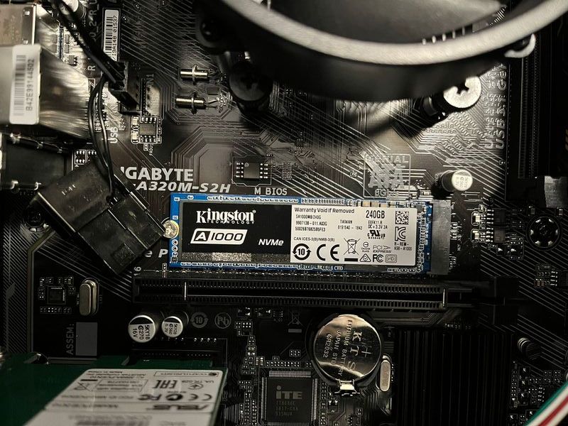 PC Ryzen 5 2400G 8GB RAM 1TB HDD + 240GB NVME afbeelding 7