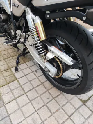 Suzuki 750 Inazuma Clásica Japonesa