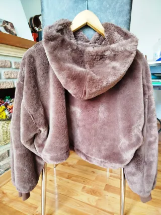 Chaqueta peluche Bershka marrón S