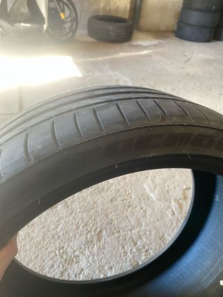 2 Neumáticos Tracmax 245/35/19 93Y